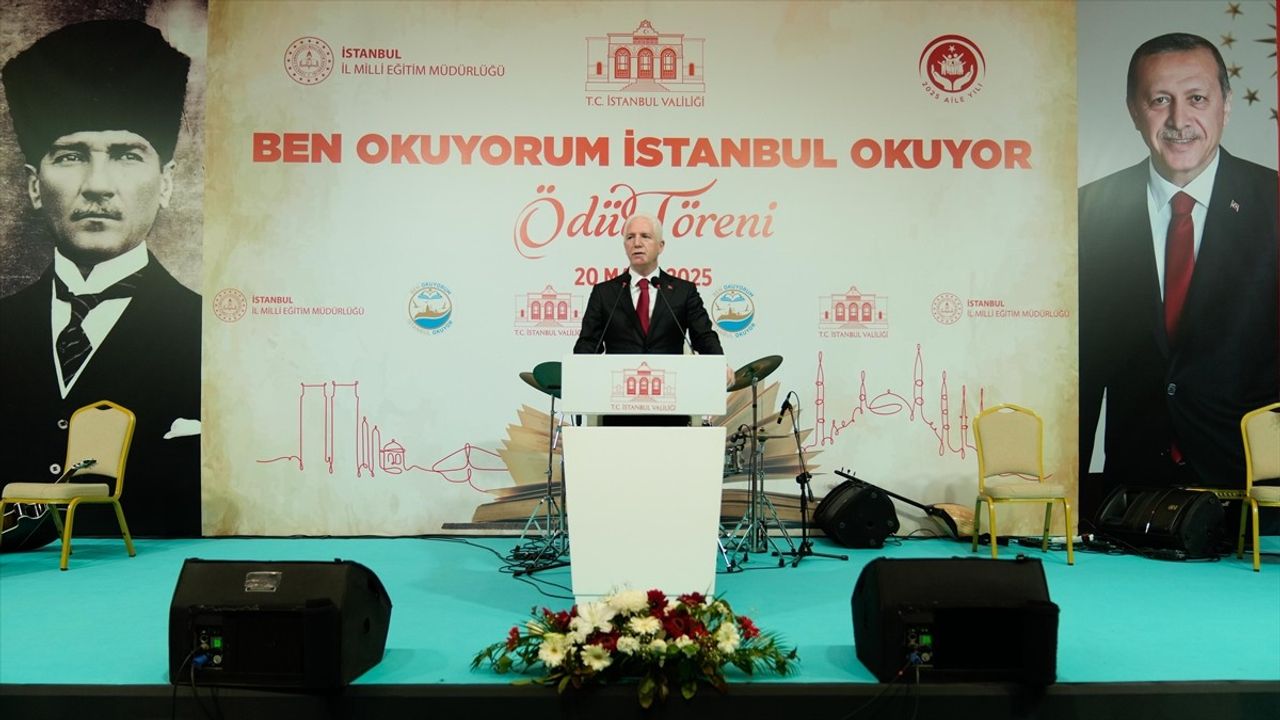 İstanbul'da "Aileler Yarışıyor" Kitap Okuma Yarışması Ödülleri Sahiplerini Buldu