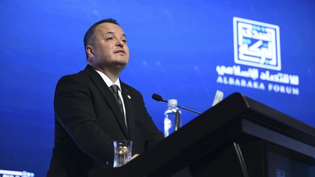 İstanbul'da İslami Ekonomi Zirvesi Başladı