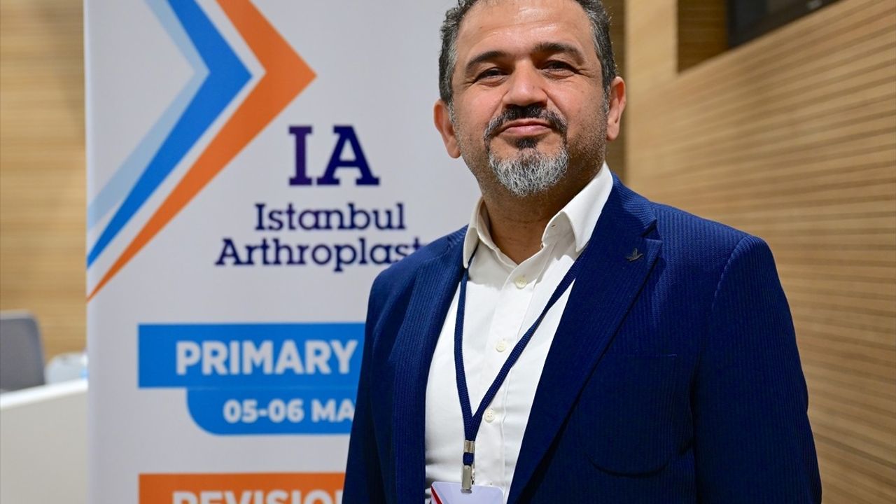 İstanbul'da Uluslararası Artroplasti Kursu