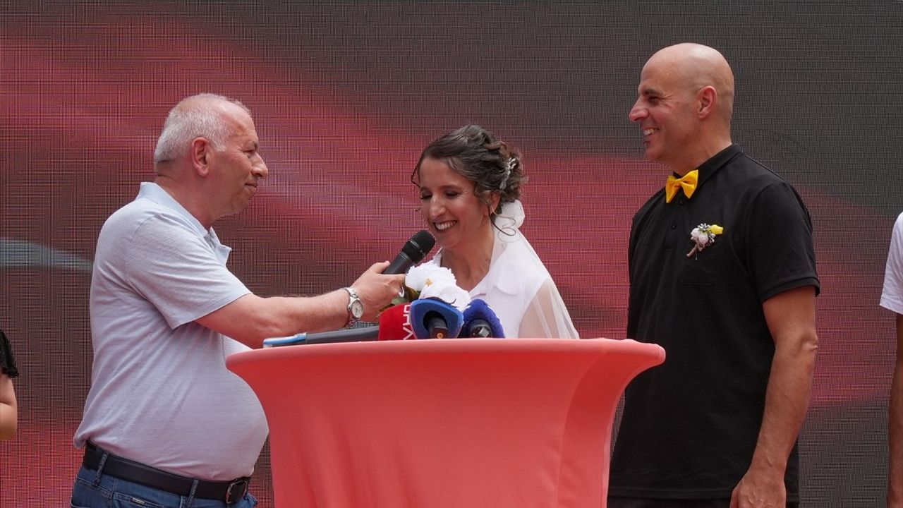 İzmir'de Efeler Yolu Ultra Trail Yarışları Neşeyle Tamamlandı