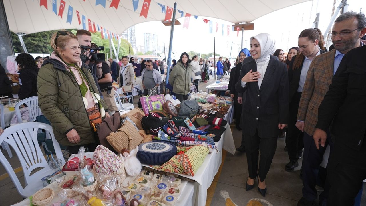 Kadınların Gücünü Ortaya Koyan Açılış: Pendik’te El Emeği Çarşısı ve ‘Kalpten Kadraja’ Sergisi