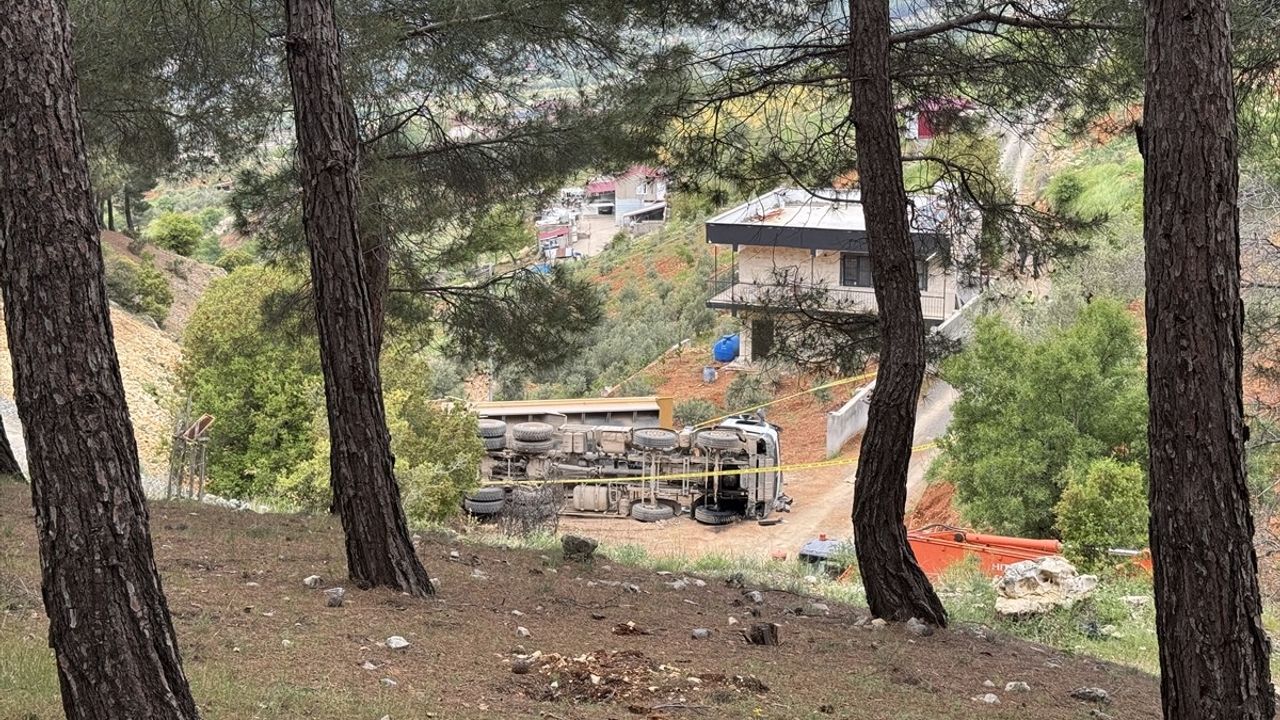Kahramanmaraş'ta Hafriyat Kamyonu Kazası: Sürücü Hayatını Kaybetti