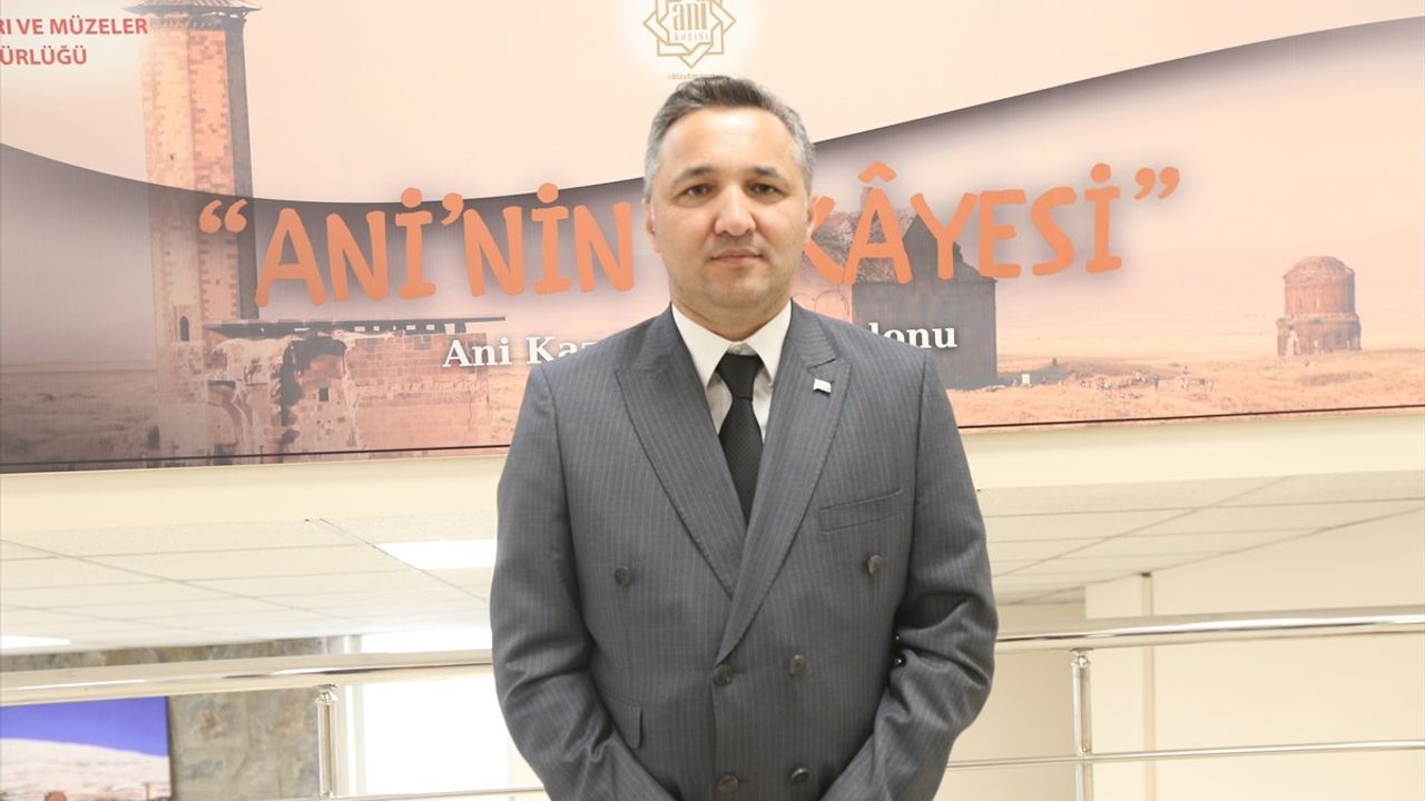 Kars'ta Ani'nin Hikayesi Sergisi Açıldı