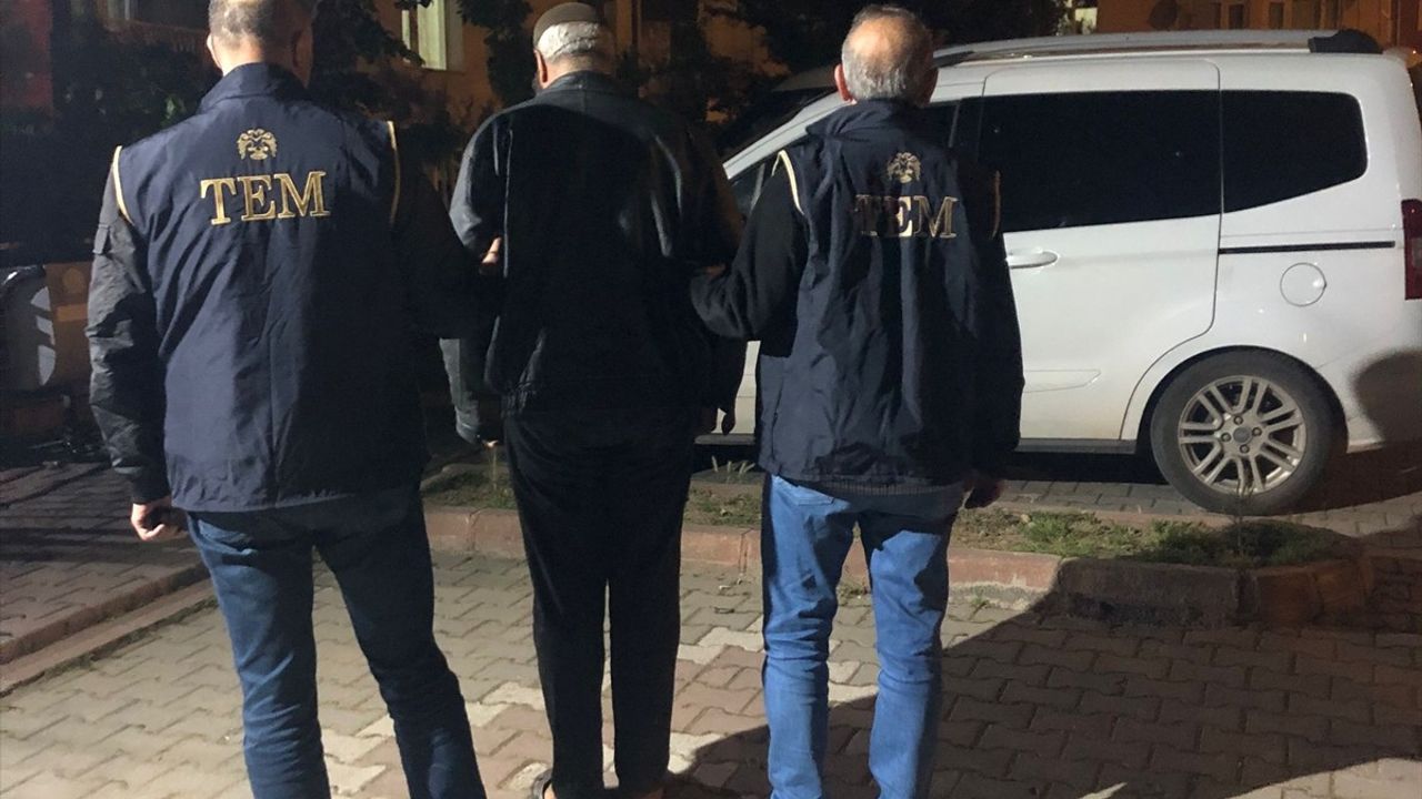 Kırmızı Bültenle Aranan DEAŞ Şüphelisi Kırıkkale'de Yakalandı