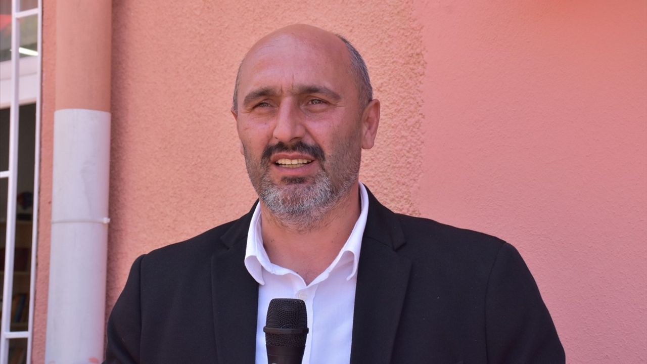 KKTC'nin Şampiyon Meleklerine Anı Kütüphanesi Açıldı