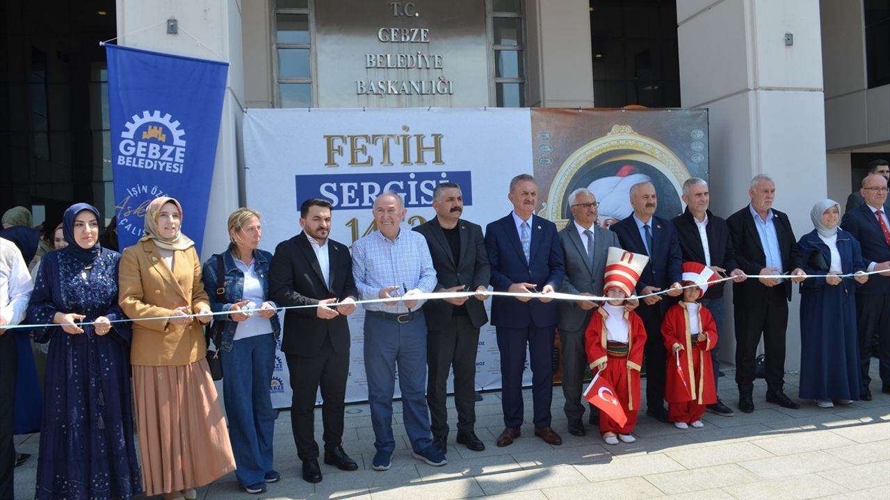 Kocaeli'de Fetih 1453 Resim Sergisi Açılışı Yapıldı
