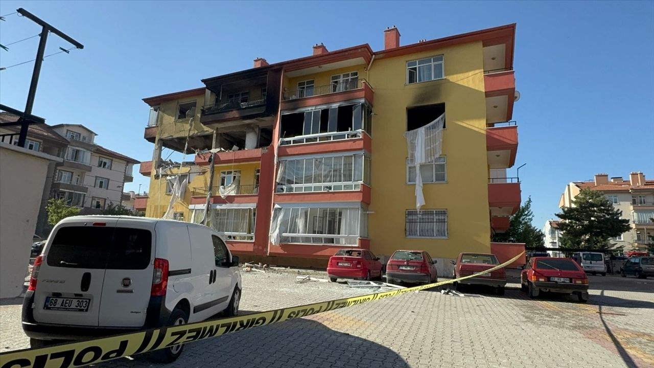 Konya'da Doğal Gaz Kaynaklı Patlama: 12 Yaralı