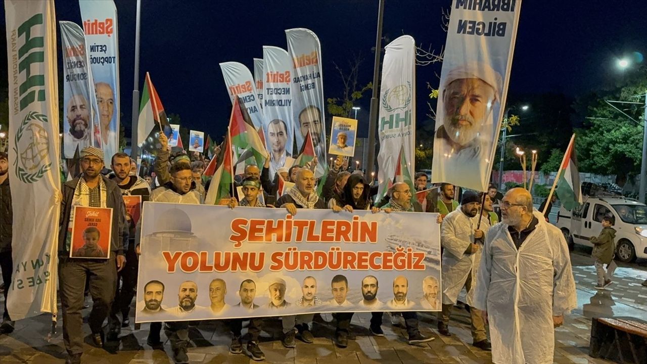Konya'da Filistin'e Destek Yürüyüşü