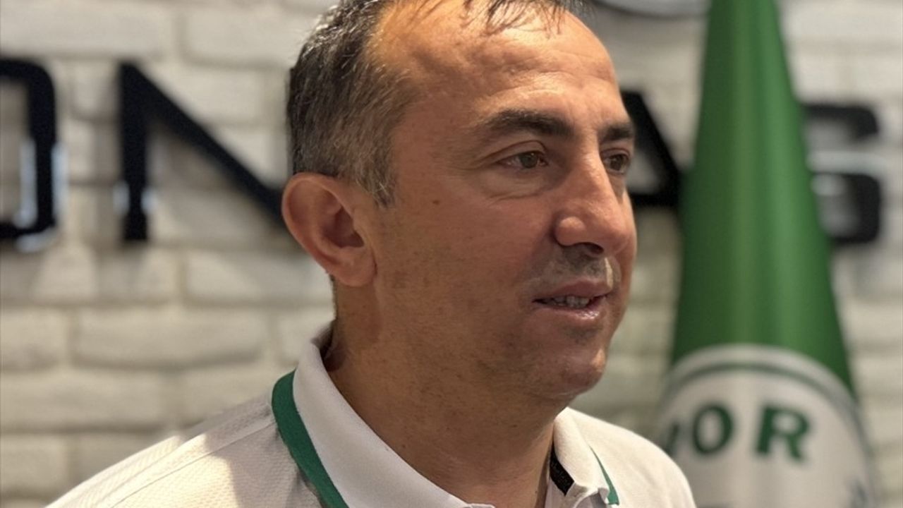 Konyaspor Teknik Direktörü Uçar, Takımının Gelişimini Değerlendirdi