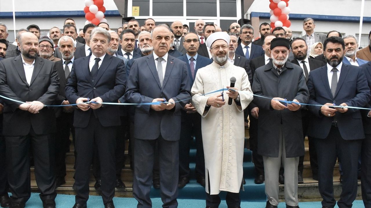 Kur'an Kursu Açılışı: Din Eğitiminin Gücü