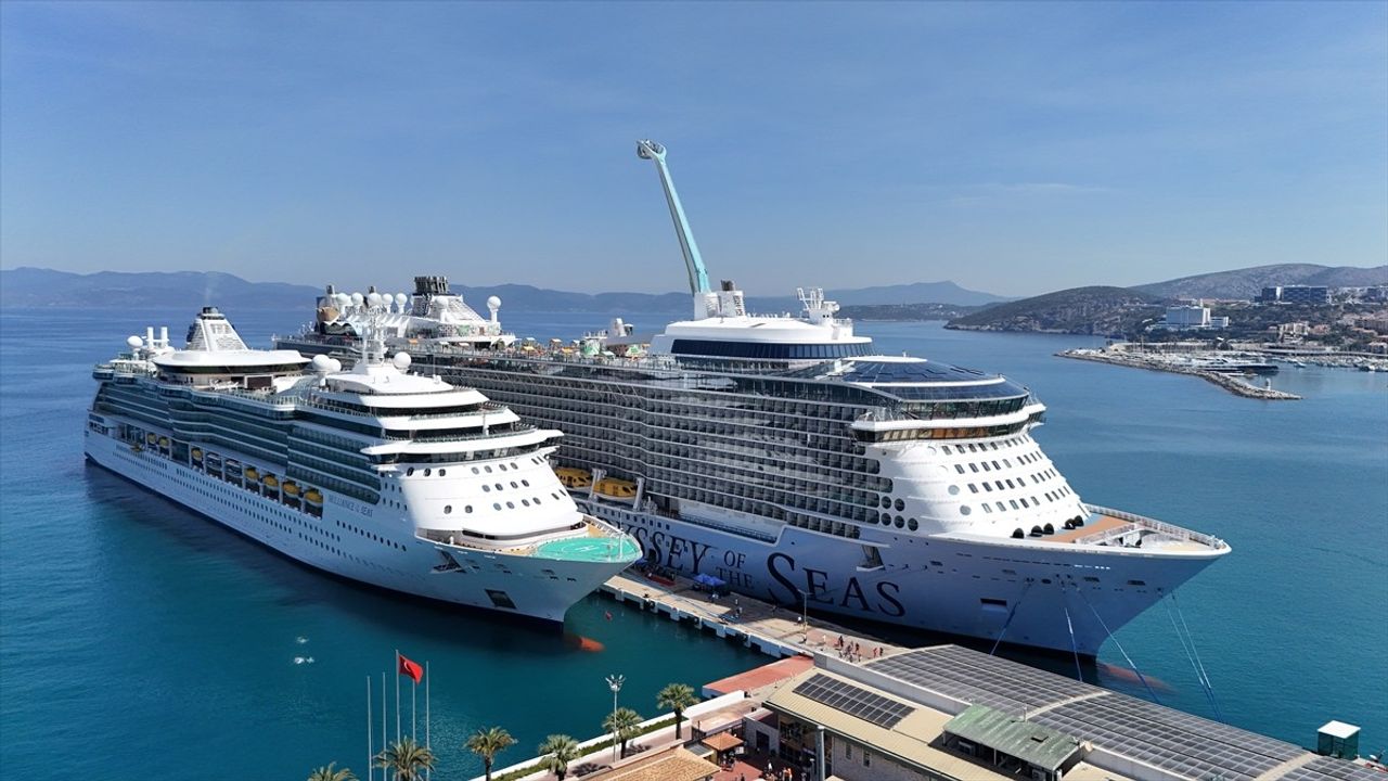 Kuşadası'na Gelen Turist Sayısı 8.507
