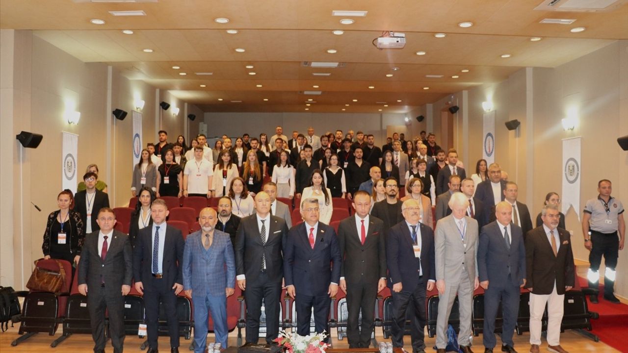 Kütahya'da 14. Ulusal Lojistik ve Tedarik Zinciri Kongresi Başladı