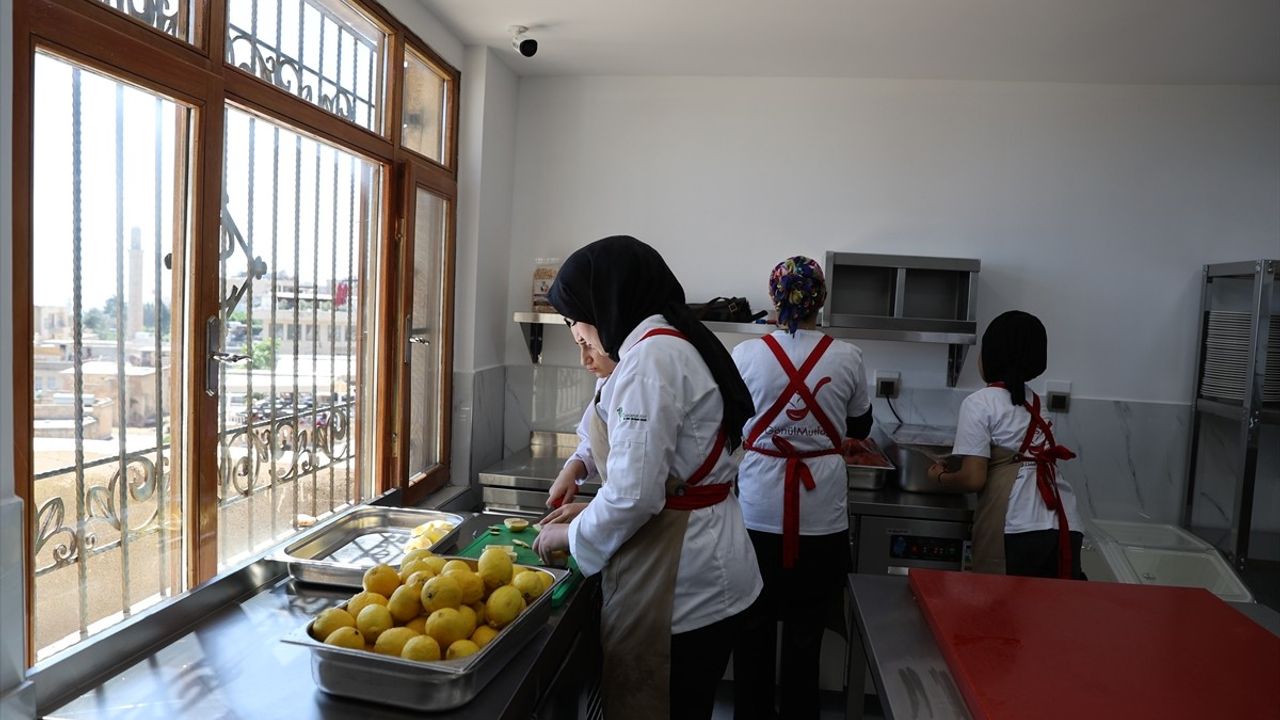 Mardin'de Hatay'a Gönül Köprüsü Kuracak Restoran Açıldı