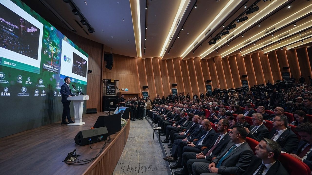 Marmara İçin Acil Eylem Çağrısı: Bakan Kurum'dan Çevre Forumunda Önemli Açıklamalar