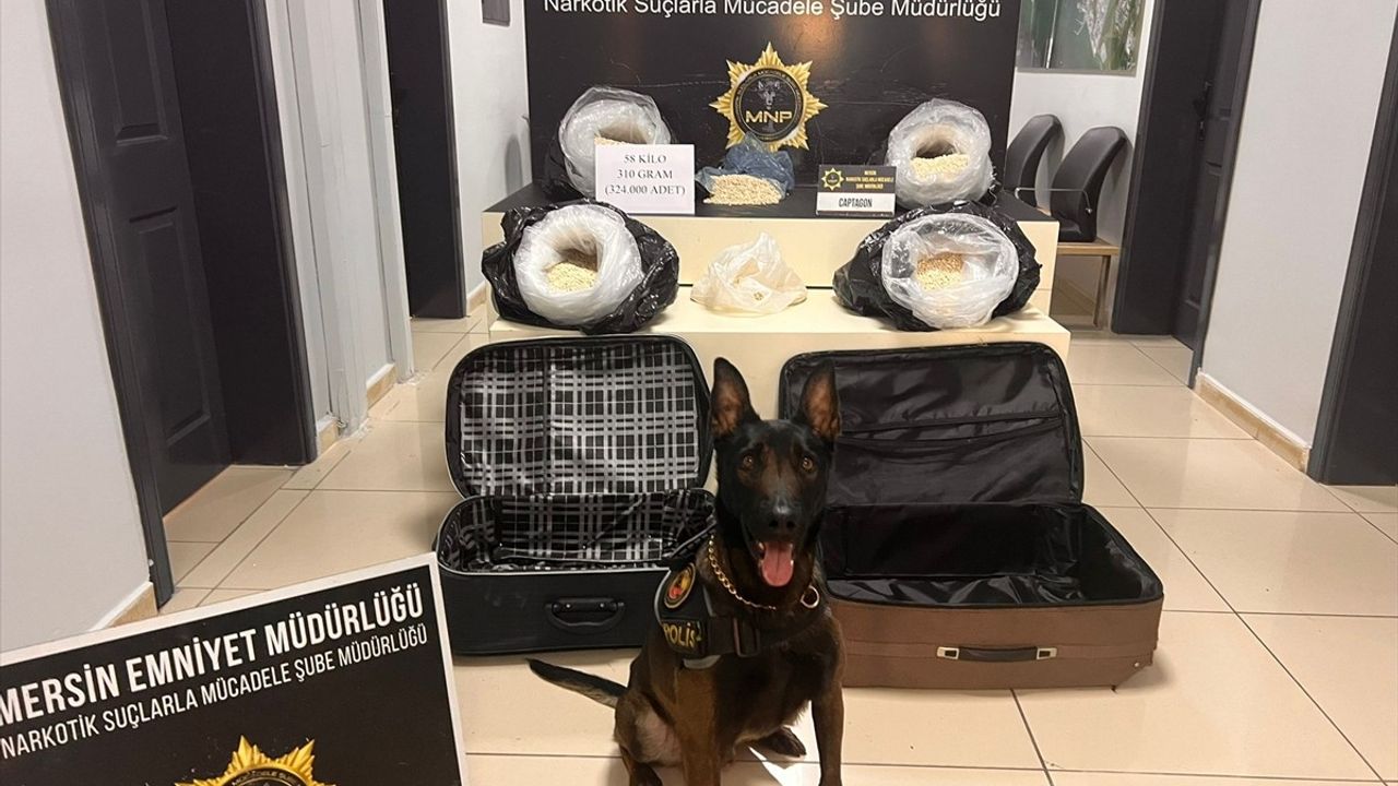 Mersin'de Uyuşturucu Operasyonu: 324 Bin Hap Ele Geçirildi