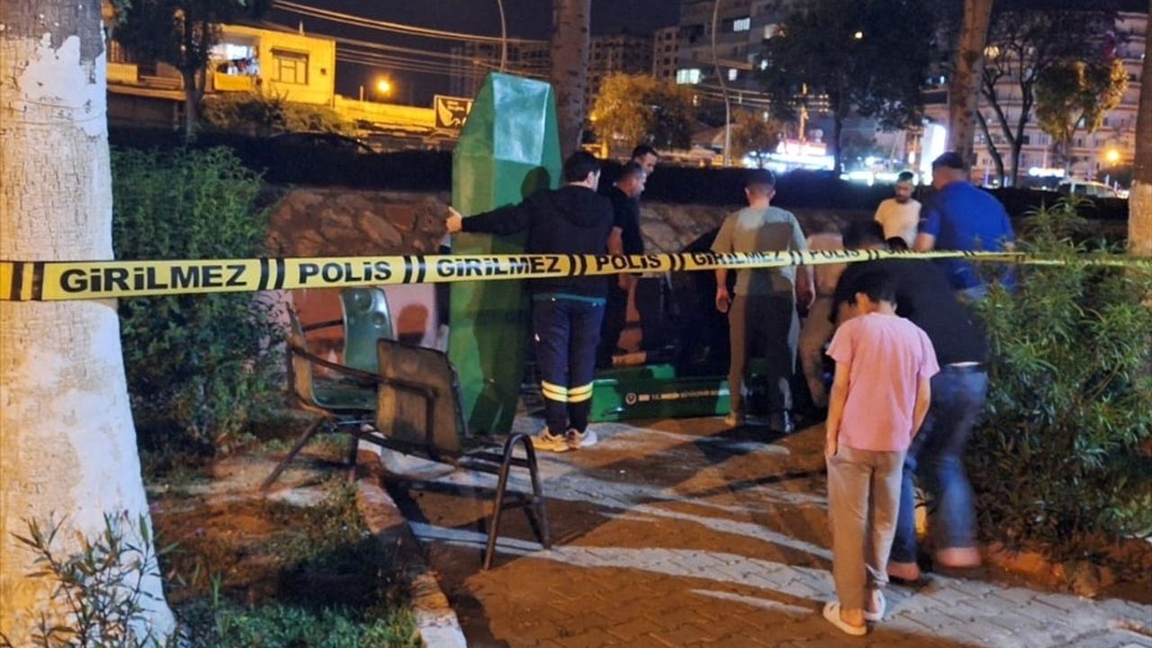 Mersin Tarsus'ta Parkta Bulunan Ölüm Olayı