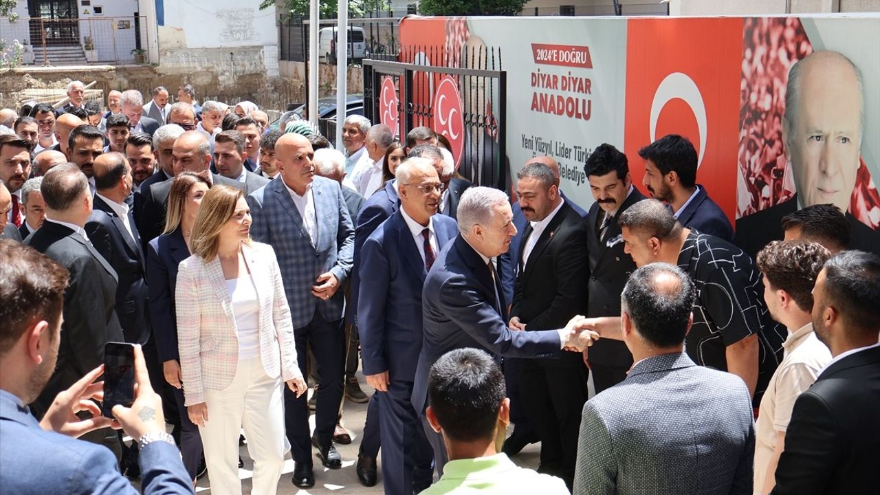 MHP Genel Başkan Yardımcısı Sadir Durmaz Adana'da