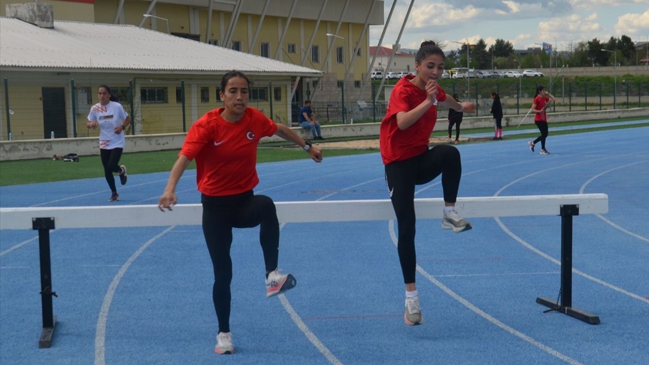 Milli Atlet Derya Kunur, Avrupa Kupası'na Hazırlanıyor