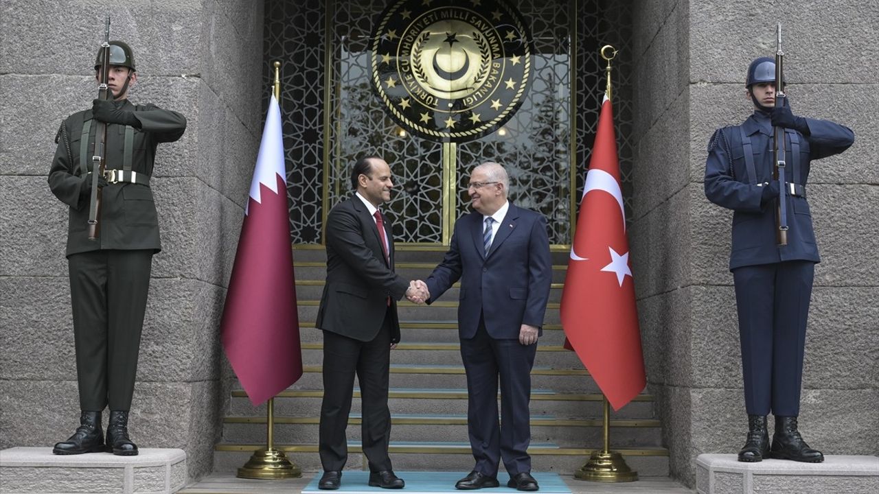 Milli Savunma Bakanı Yaşar Güler, Katarlı Mevkidaşı ile Görüştü