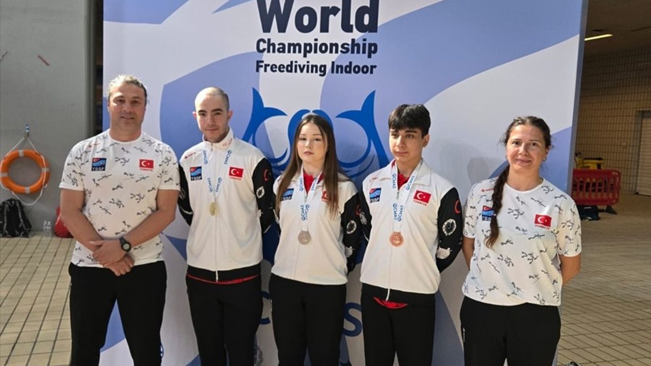 Milli Sporcular Serbest Dalış Dünya Şampiyonası'ndan 3 Madalya İle Döndü