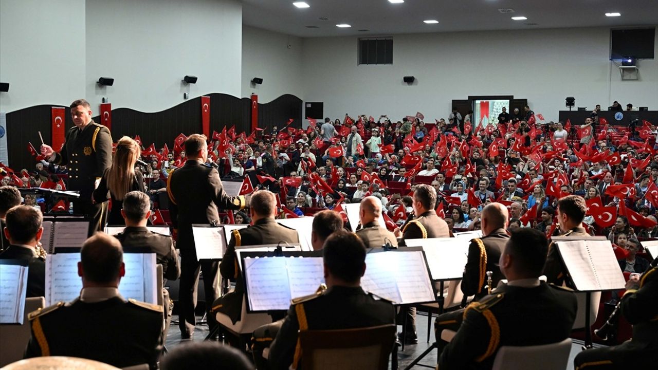 MSB Armoni Mızıkası'nın Afyonkarahisar Konseri
