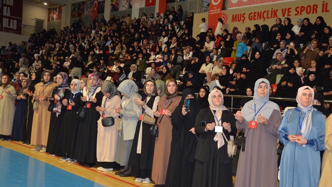 Muş'ta Hafızlık İcazet Töreni Düzenlendi