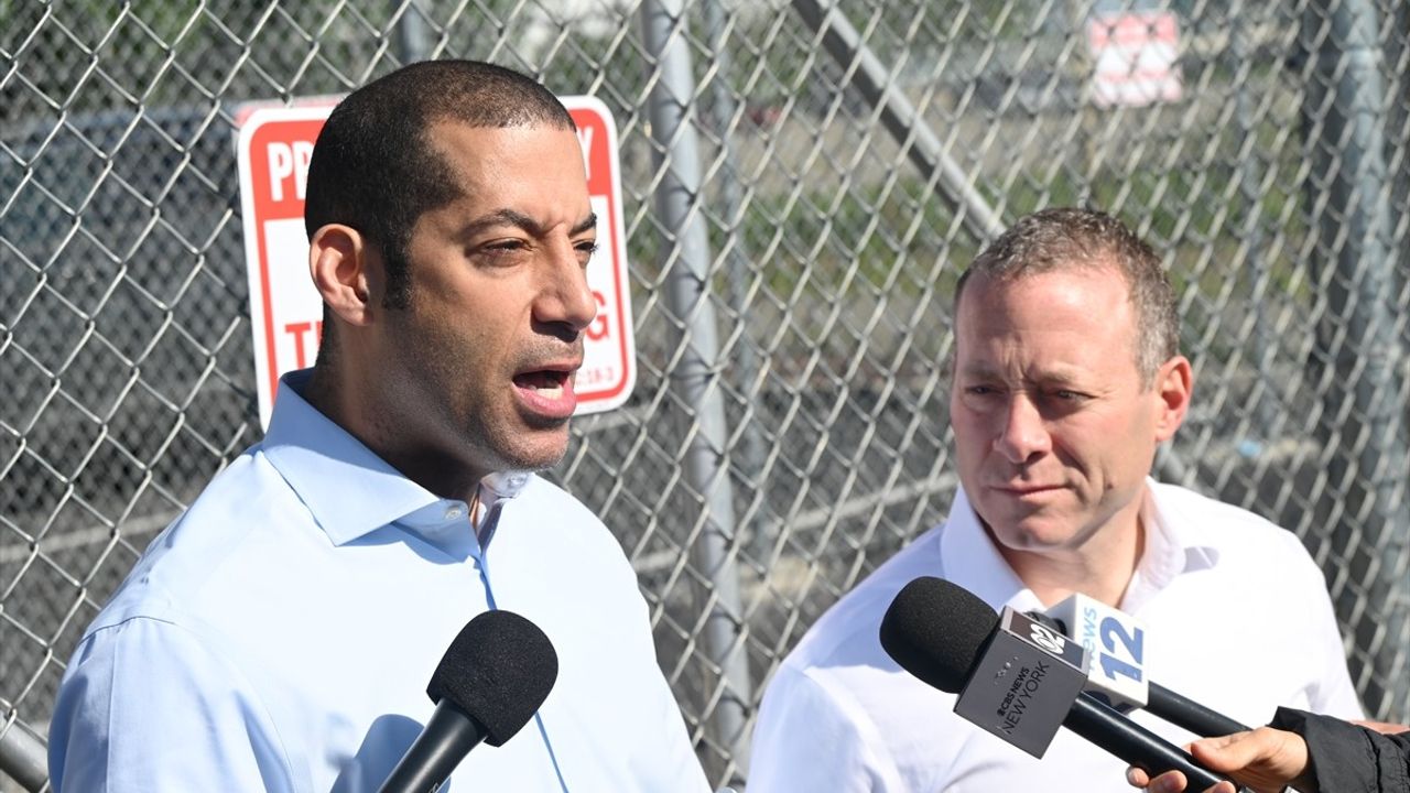 New Jersey Belediye Başkanı Gözaltına Alındı