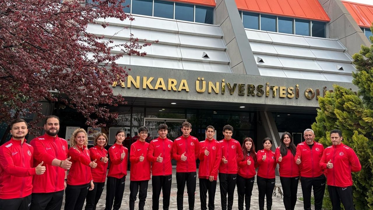 Özel Sporcular Yüzme Milli Takımı'nın Avrupa Oyunları Hazırlıkları