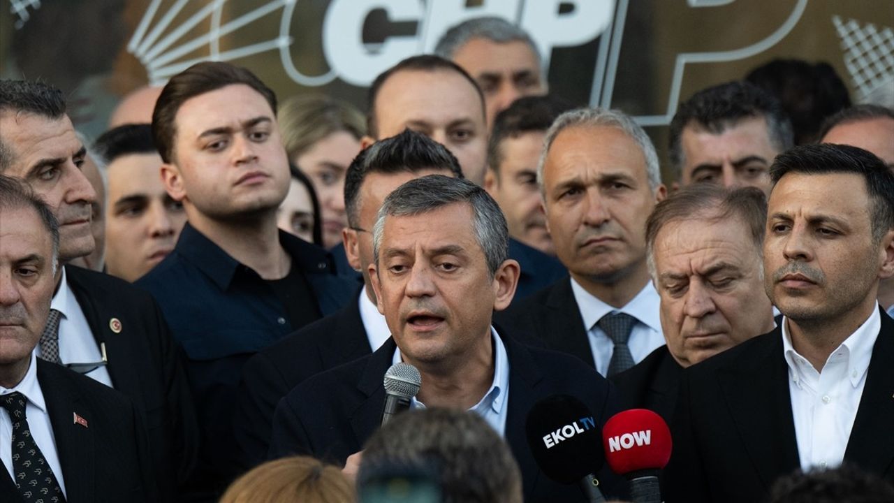 Özgür Özel: Cumhuriyet Halk Partisi'ni Sindirmeye Kimse Güç Yetiremez