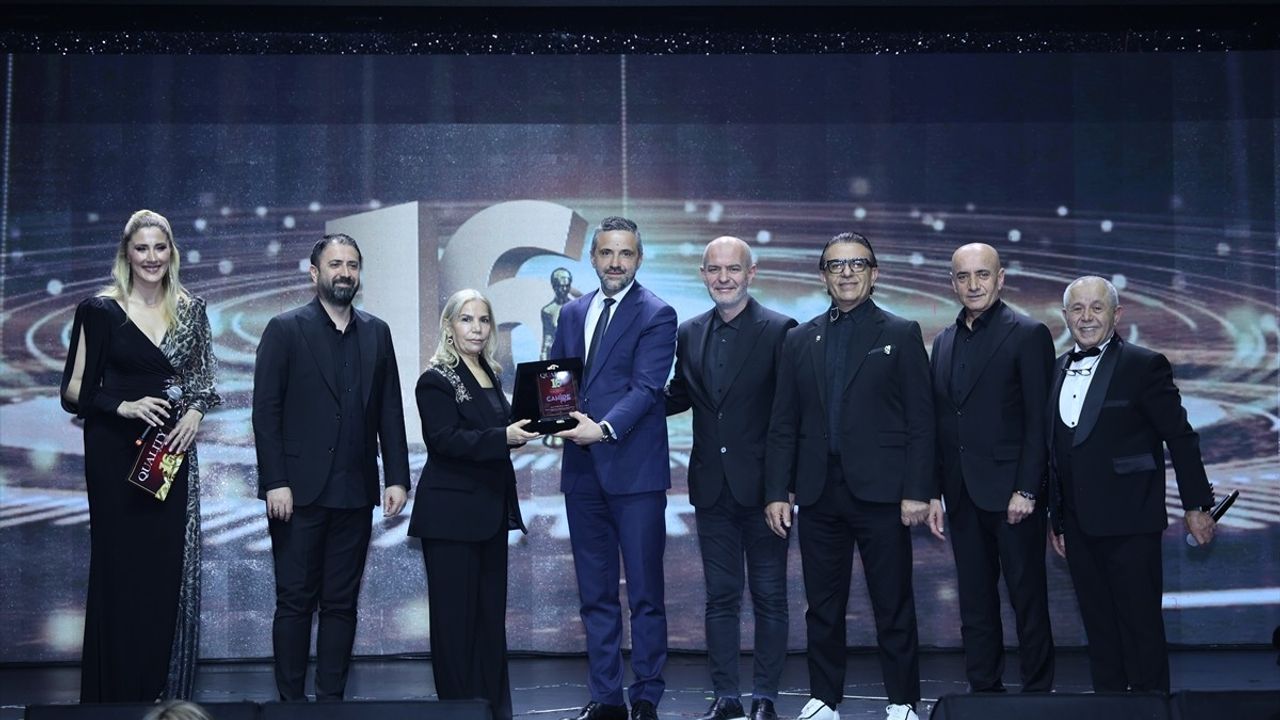 Quality of Magazine 16. Yılında Ödüllerini Sahiplerine Takdim Etti