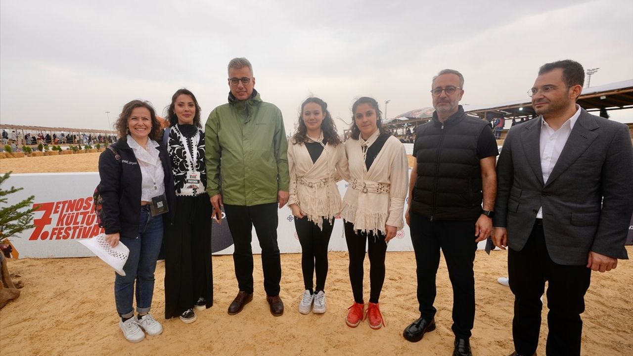 Sağlık Bakanı Memişoğlu, 7. Etnospor Kültür Festivali'ni Ziyaret Etti