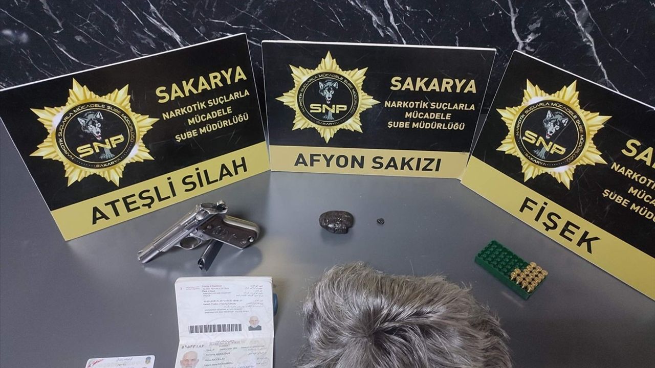 Sakarya'da Hapis Cezası Bulunan Hükümlü Sahte Kimlikle Yakalandı