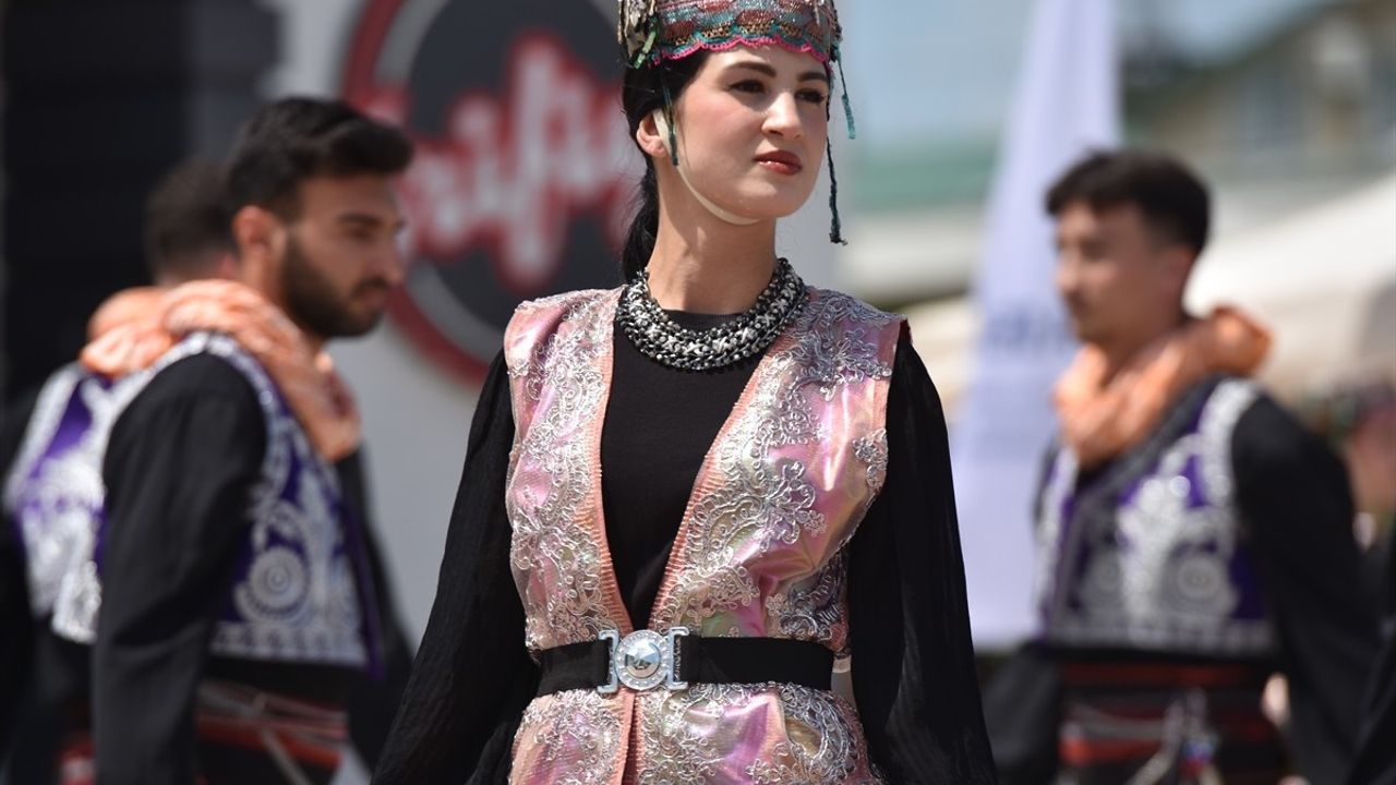 Sakarya'da Türk Kültürü Tanıtım Etkinliği Düzenlendi