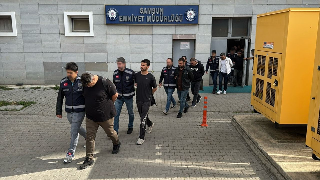 Samsun'da FETÖ Soruşturmasında 14 Şüpheli Adliyeye Sevk Edildi