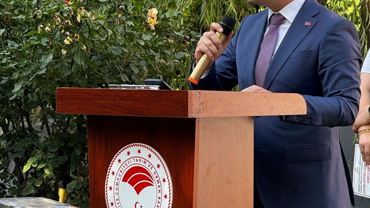 Şırnak'ta Bağcılık Destek Projesi ile Üreticilere Malzeme Dağıtımı Yapıldı