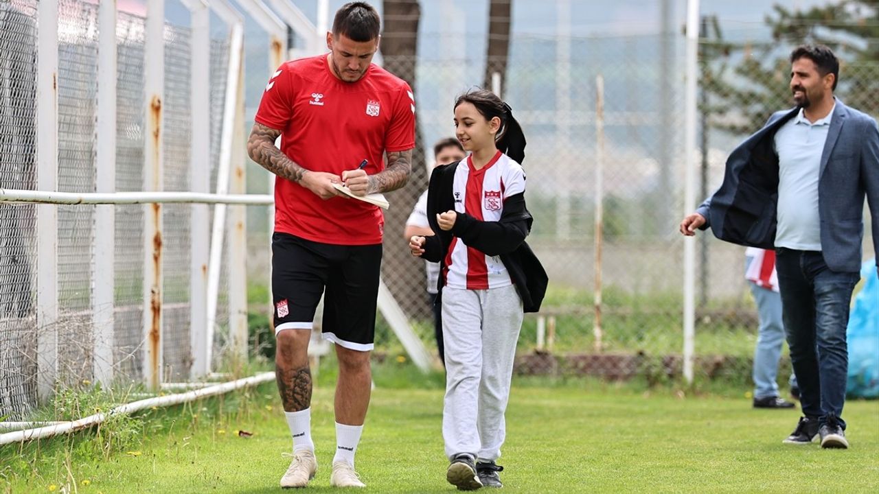 Sivasspor Hazırlıklarını Sürdürüyor