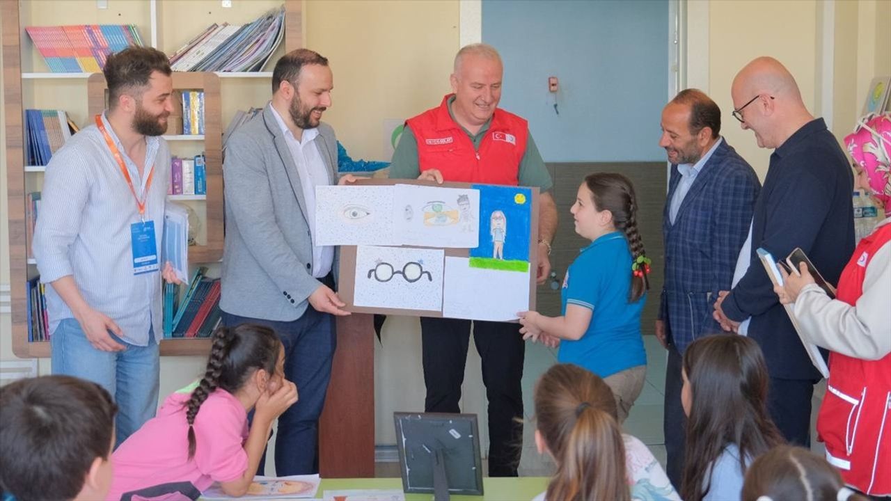 Sultanbeyli'de Göz Sağlığı Taraması 766 Öğrenciyi Kapsadı