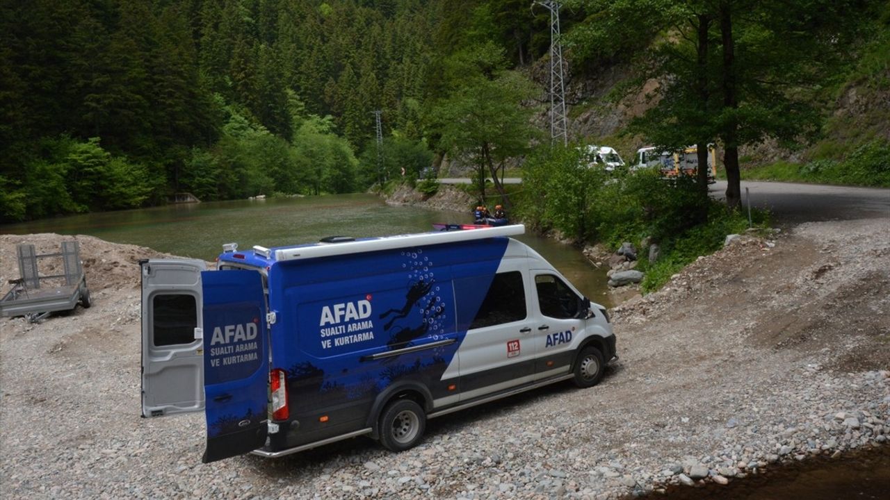 Trabzon'da Kaybolan Çocuğun Cenazesi Bulundu