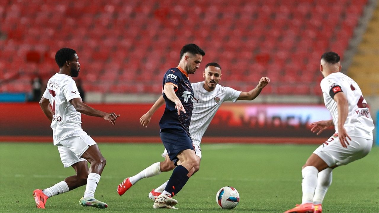 Trendyol Süper Lig: Atakaş Hatayspor 2 - 4 RAMS Başakşehir