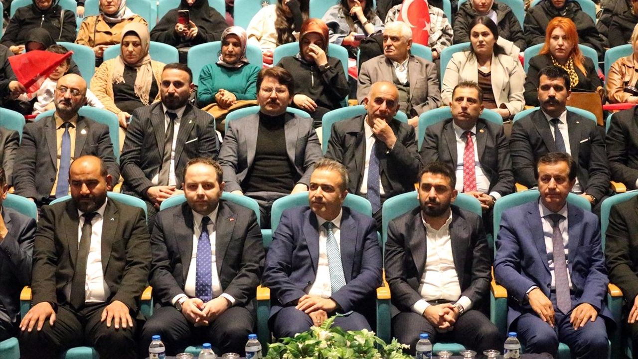TÜGVA Genel Başkanı Beşinci'den Gençliğe Çağrı