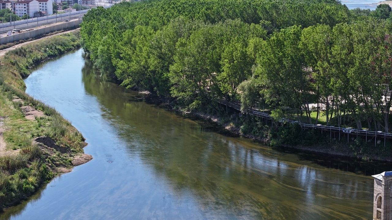 Tunca Nehri'nde Debi Artışı
