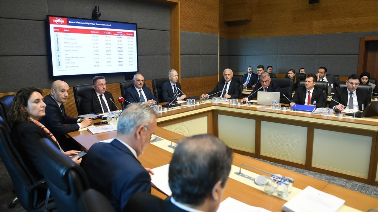 Türk Eximbank'ın Bilanço Büyümesi ve İhracat Desteği