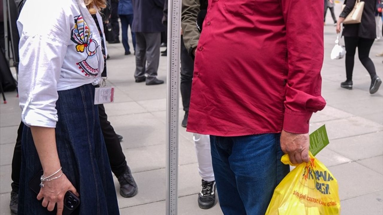 Türkiye'de 'İdeal Kilonu Öğren, Sağlıklı Yaşa' Kampanyası Başladı