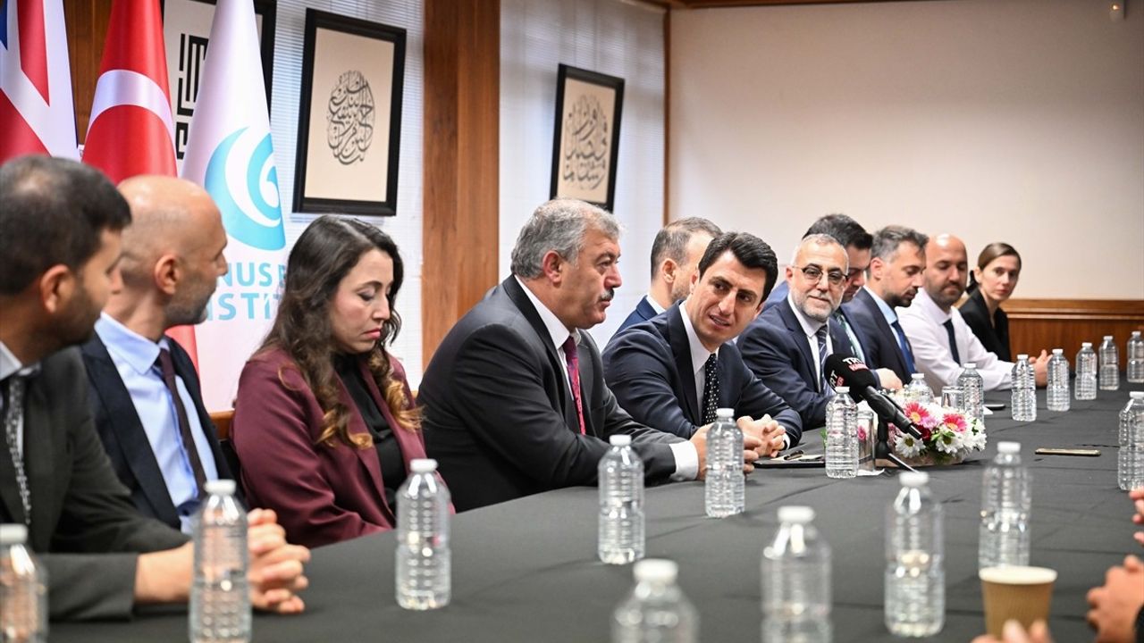 Türkiye'nin Eğitim Ağı Genişliyor: Macit'in Londra Temasları