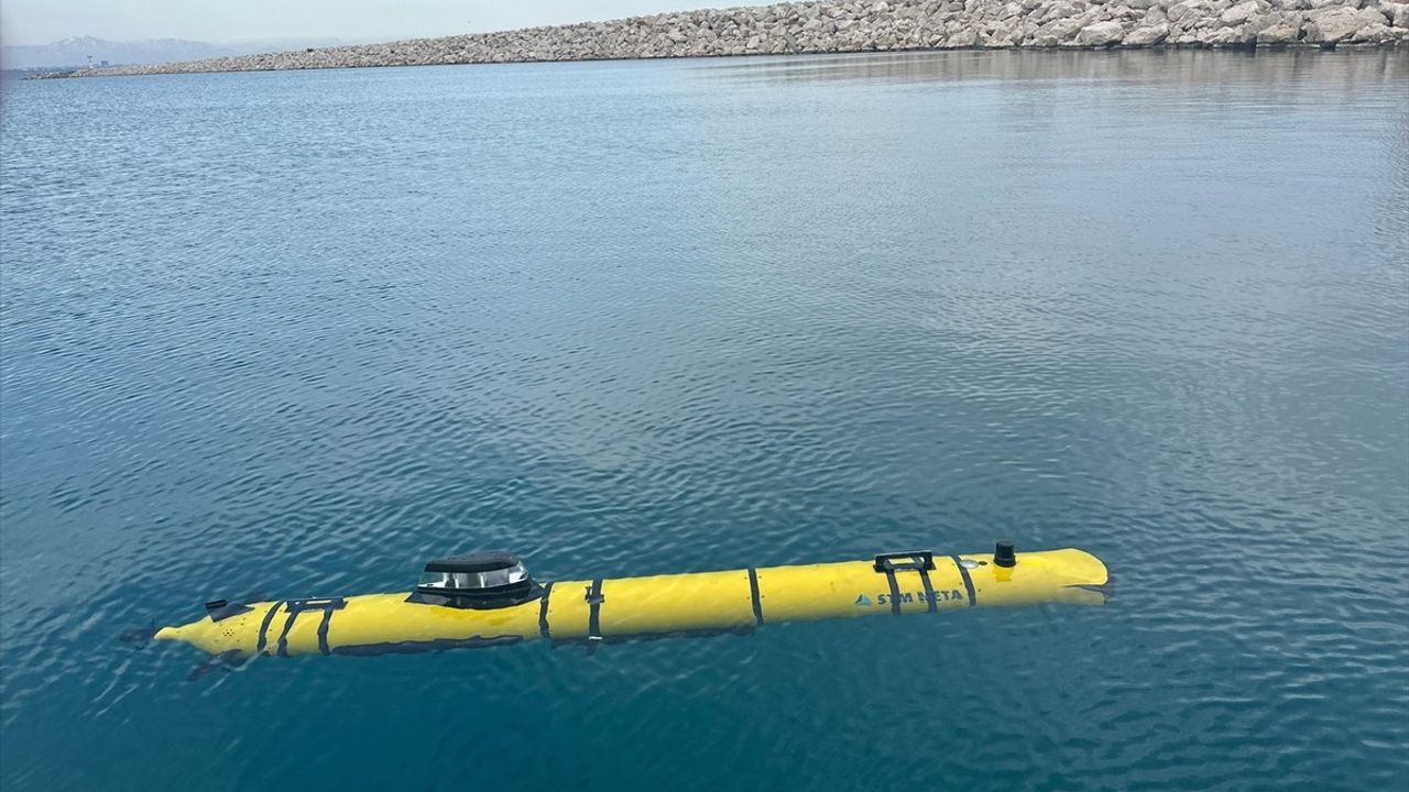 Türkiye'nin İlk Milli İnsansız Su Altı Aracı STM NETA Denizde Göreve Hazır