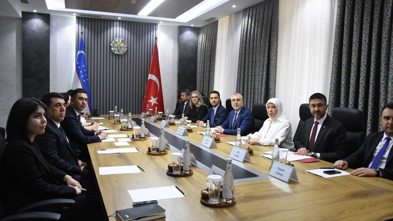 Türkiye-Özbekistan Ortak Çalışma Komisyonu İlk Toplantısı Taşkent'te Gerçekleşti