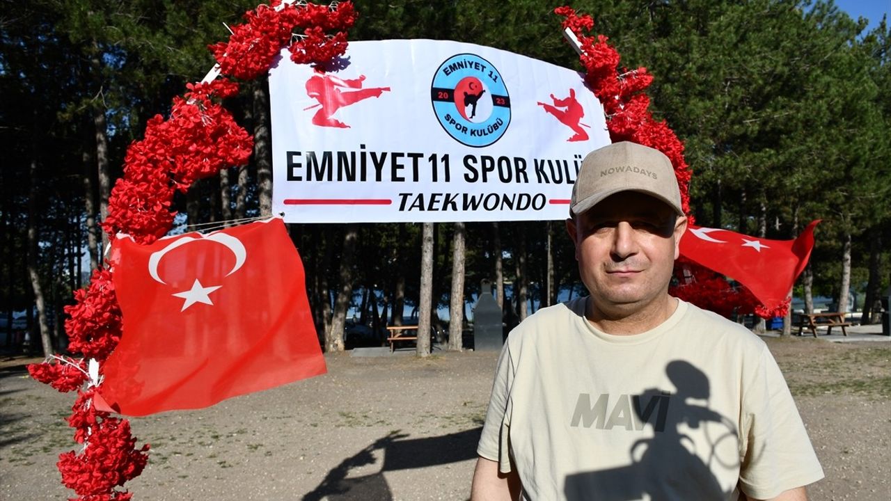 Türkiye Şampiyonu Ebrar Çakır'a Davul Zurnalı Karşılama