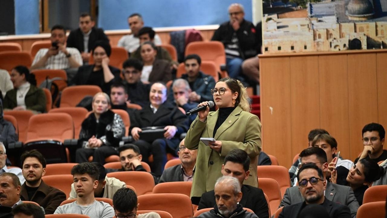 Türkiye Yüzyılı: Bakan Kacır, Milli Teknoloji Akademisi Programında