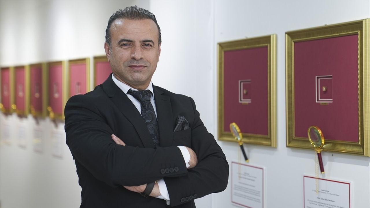 Türkiye Yüzyılı Kadınları Mikro Sanat Resim Sergisi Açıldı