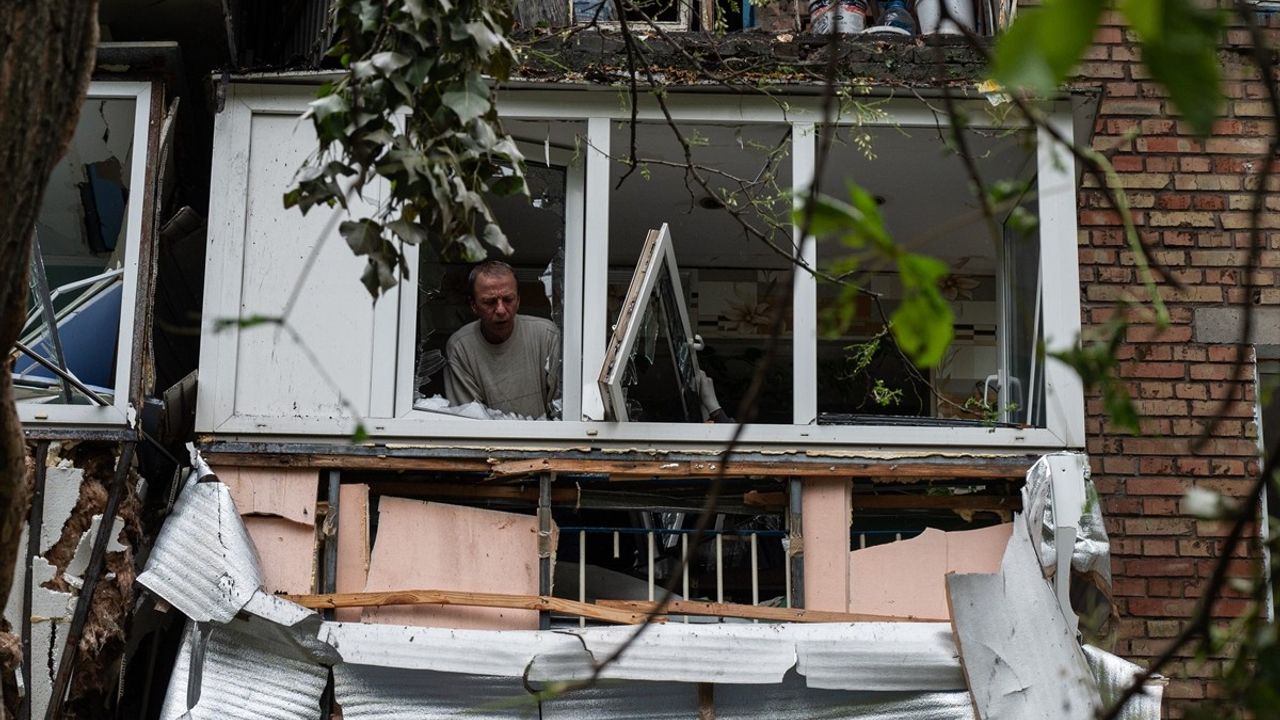 Ukrayna'ya Yapılan Rus Saldırısı: Balistik Füzeler ve İHA'lar